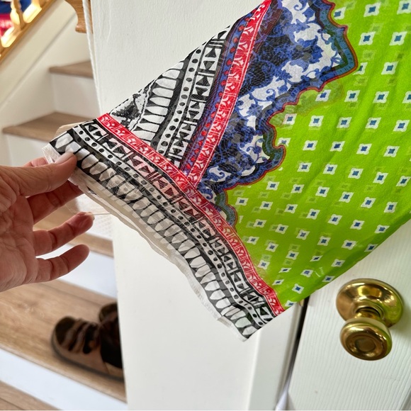 Hale Bob Green Chartreuse Print Silk Bell Sleeve Pullover Top Size S - Picture 5 of 12